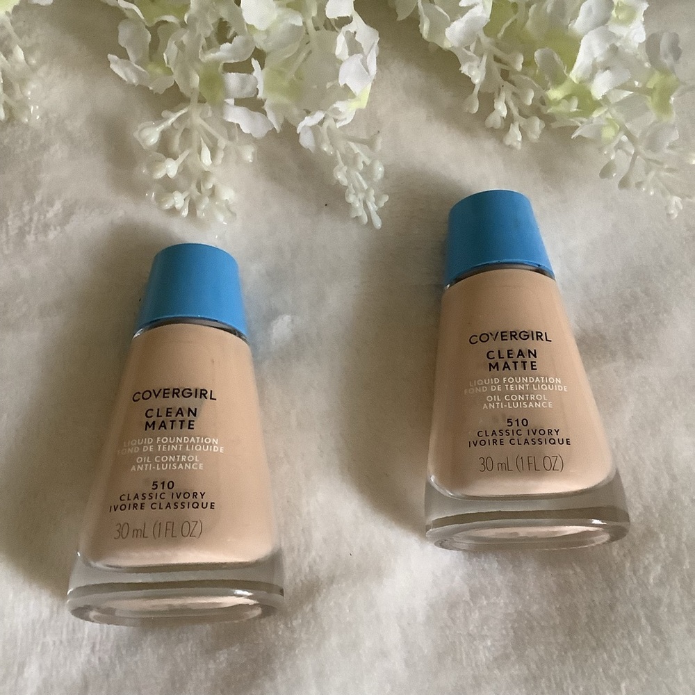 NEW 2 Cover Girl Matte Foundation - Picture 2 of 3